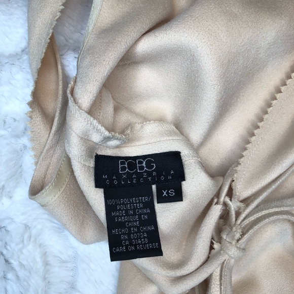 BCBG Max Azria crop top and pants set. - Picture 6 of 10